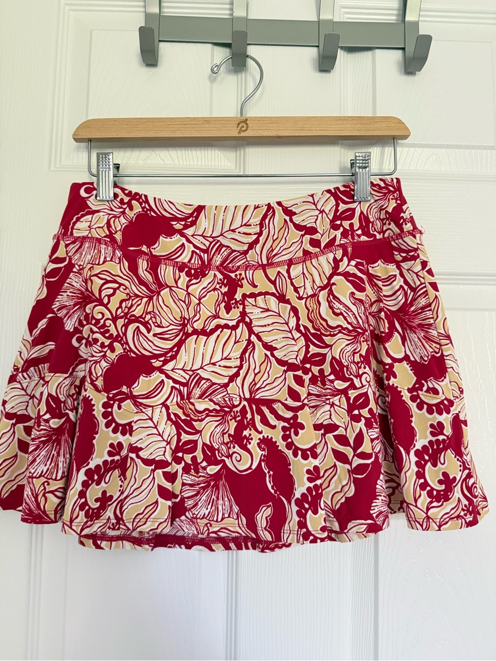 Lilly Pulitzer Poinsettia Red Island Vibes Skort luxletic size medium